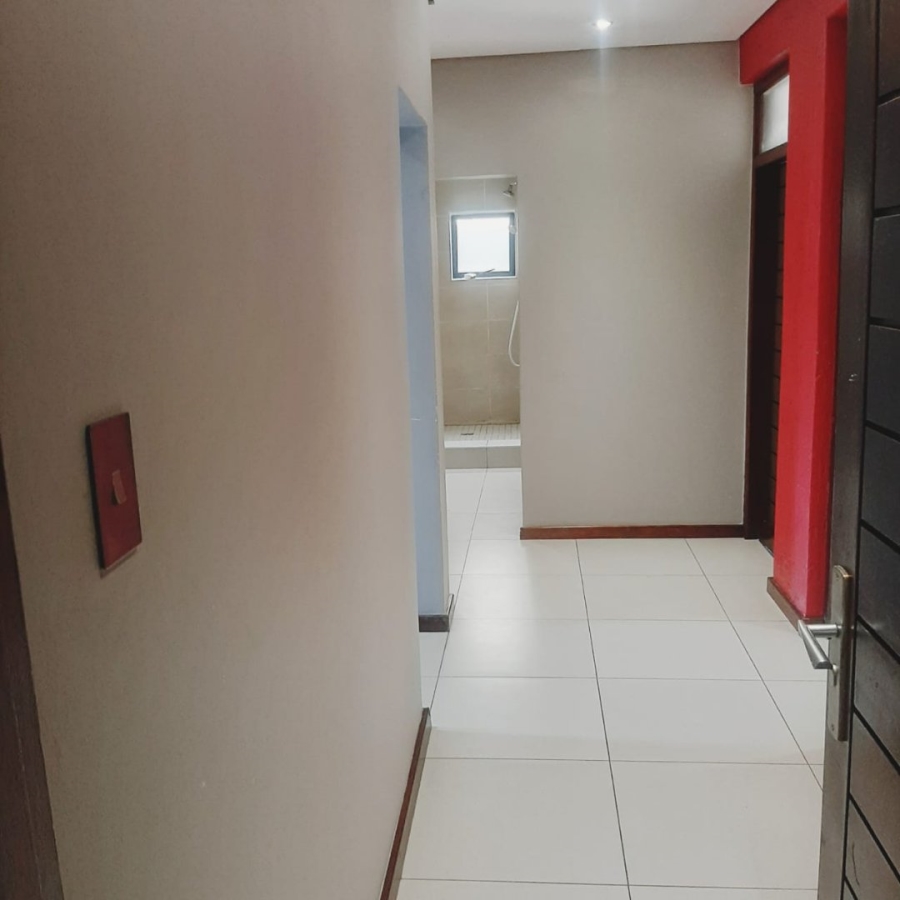 7 Bedroom Property for Sale in Amalinda Eastern Cape